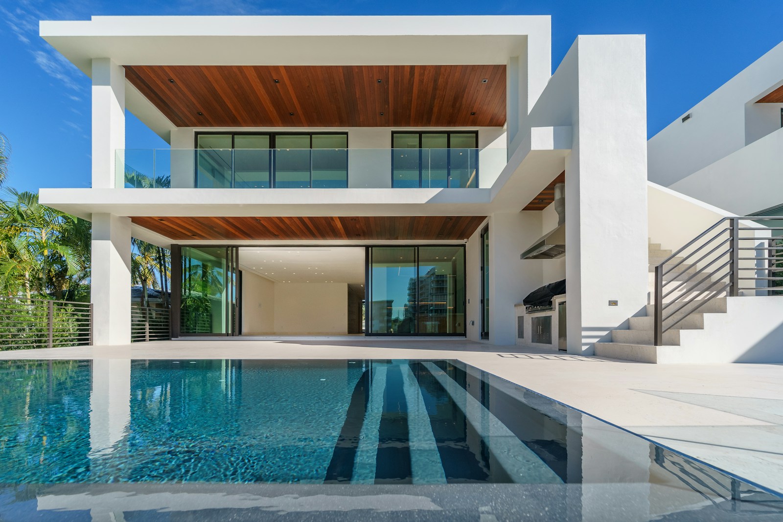 Oceanview Penthouse on Victoria Island